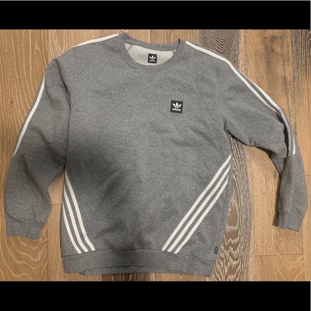 Men’s grey adidas sweatshirt